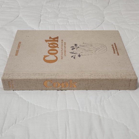 Cook: Natural Flavours from a Nordic Kitchen (Hardcover) by Mikkel Karstad - Picture 3 of 5